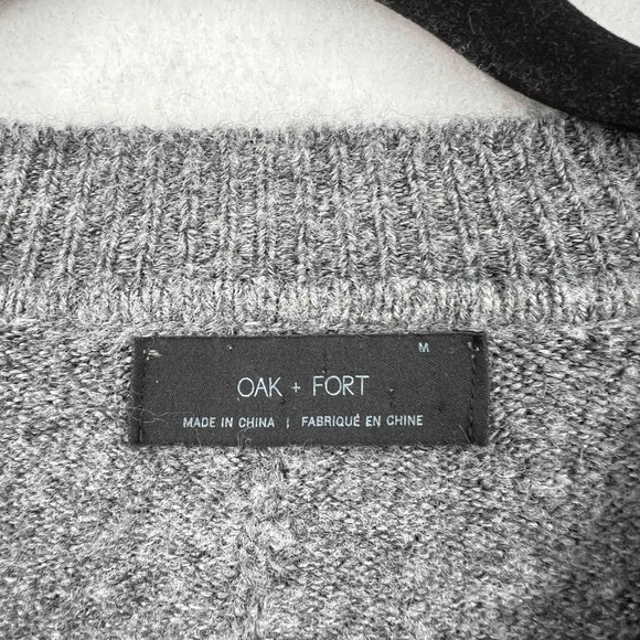Oak and Fort Men's Gray Crewneck Sweater Pullover Long-sleeve Size Medium - Picture 6 of 8